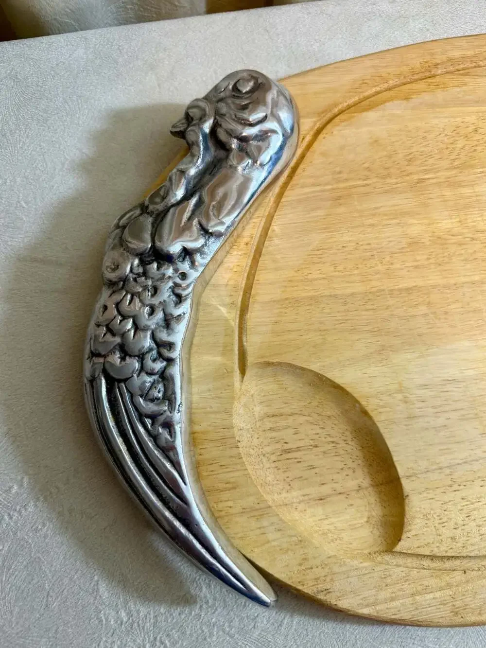 Vintage Wood and Aluminum Turkey-Shaped Serving Platter/Cutting Board‎